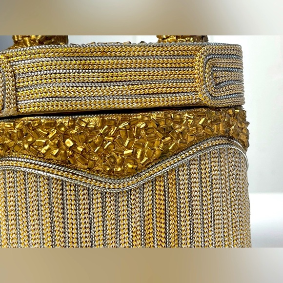 NWOT Rare Mary Frances, Silver and Gold Paper Mache Box Handbag - Picture 2 of 12